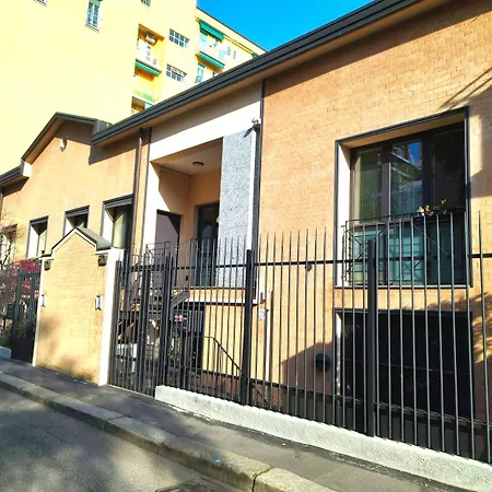 Citylife Near Milan's Thermal Baths And Metro *